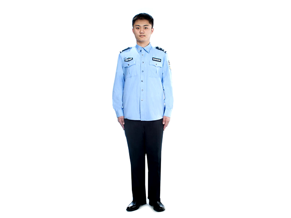 買(mǎi)制服就到九江圣喬西服飾有限公